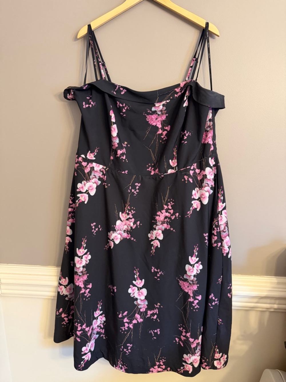 City Chic Pink Orchid Floral Strappy Dress Size L / 20 EUC